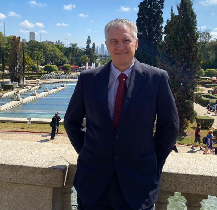 Conhecer o mundo e as diferentes culturas, sempre foram as minhas paixões