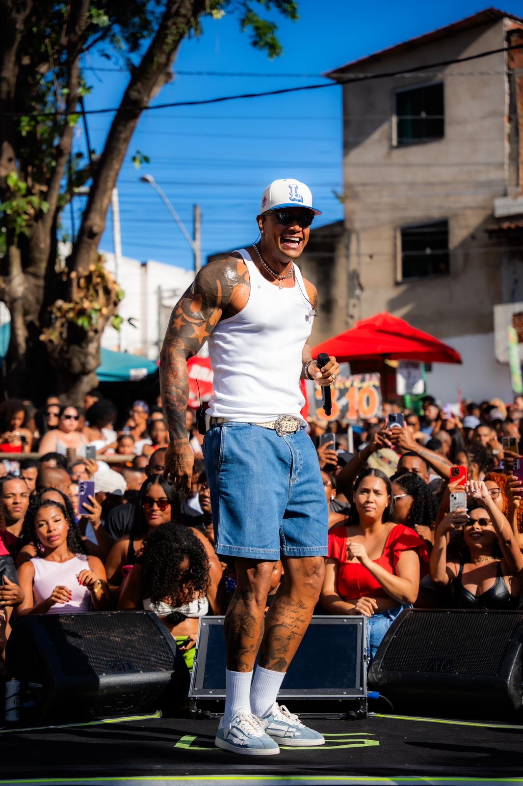 Léo Santana realiza mais uma edição do ‘Natal do GG’ na Boa Vista do Lobato