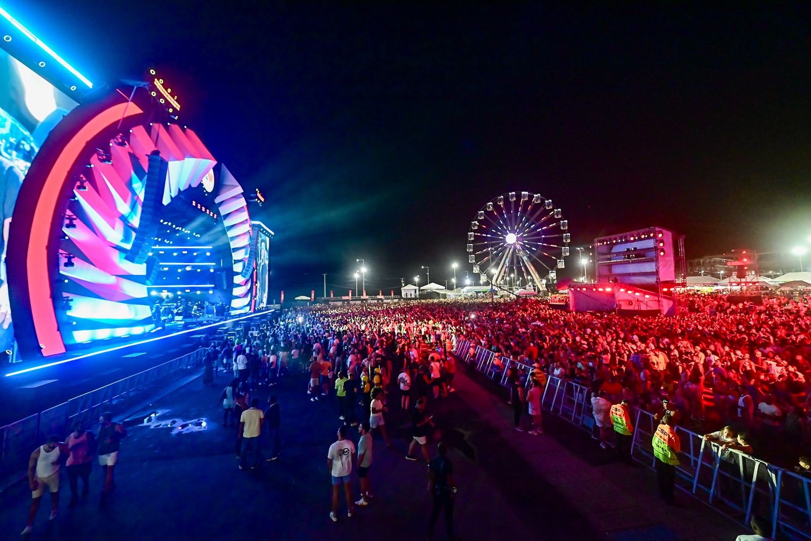 Axé, forró, sertanejo e pagodão marcam o terceiro dia do Festival Virada Salvador 2026