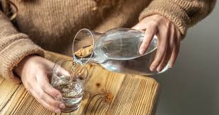 Confira dicas para reduzir inchaço e estresse metabólico após as festas de fim de ano