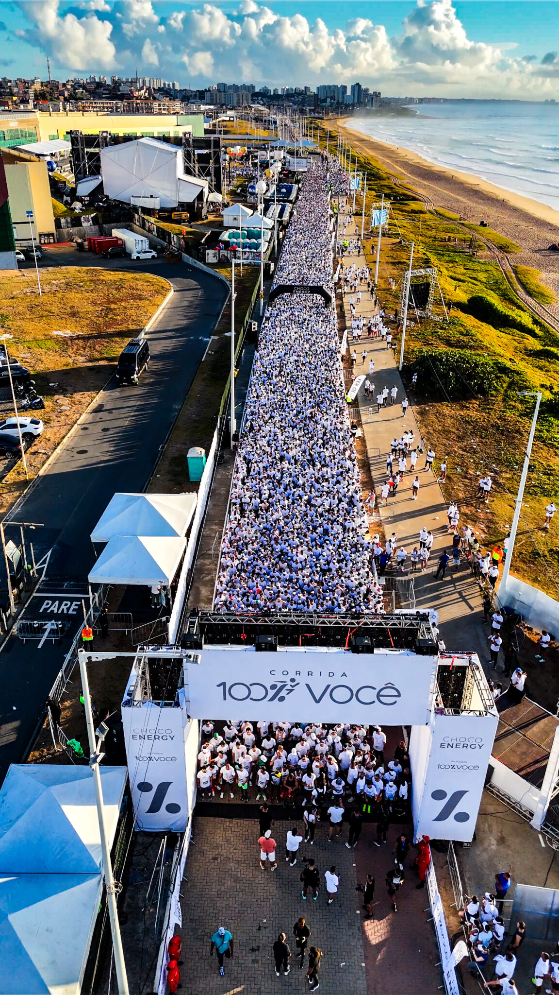 Bell Marques reúne multidão em Salvador durante edição da Corrida 100% Você