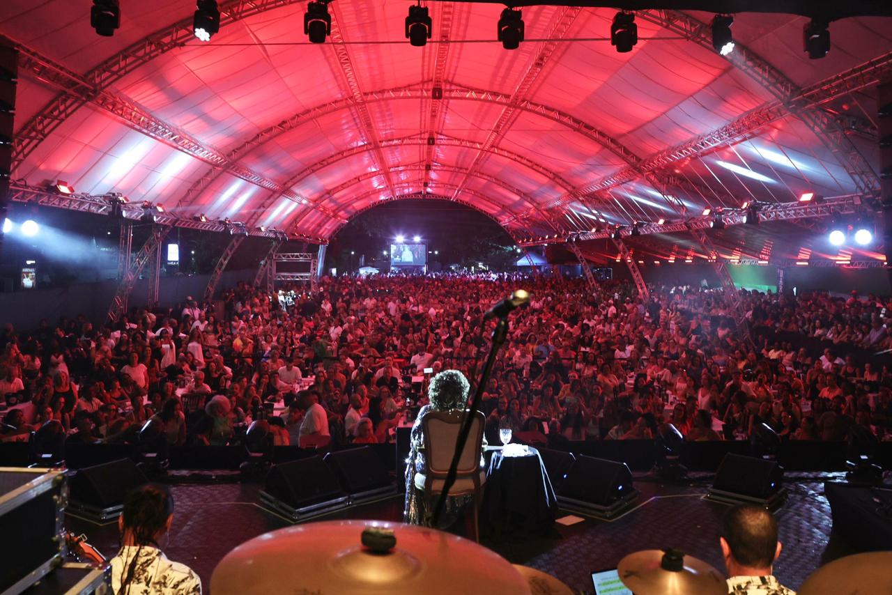 Salvador recebe noite histórica de samba com Alcione e grandes nomes do gênero