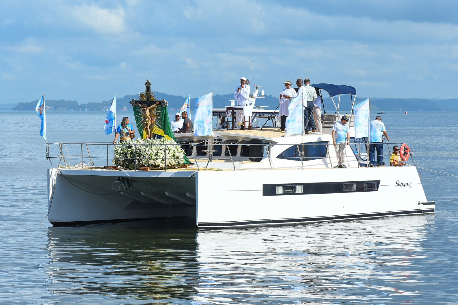 Procissão marítima leva imagem do Senhor do Bonfim à Conceição da Praia e abre os ritos da Lavagem