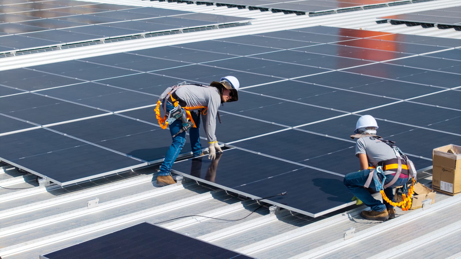 AG Energy amplia presença nacional com nova usina solar em unidade do Atacadão