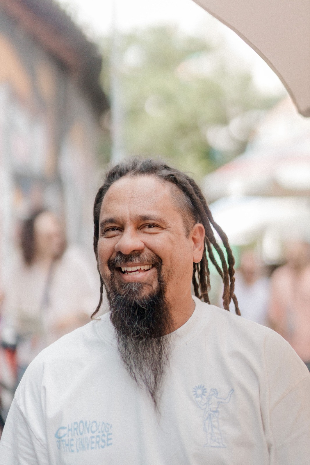 Duda Diamba retorna aos palcos com “Salvamor”, reggae em homenagem aos 476 anos de Salvador