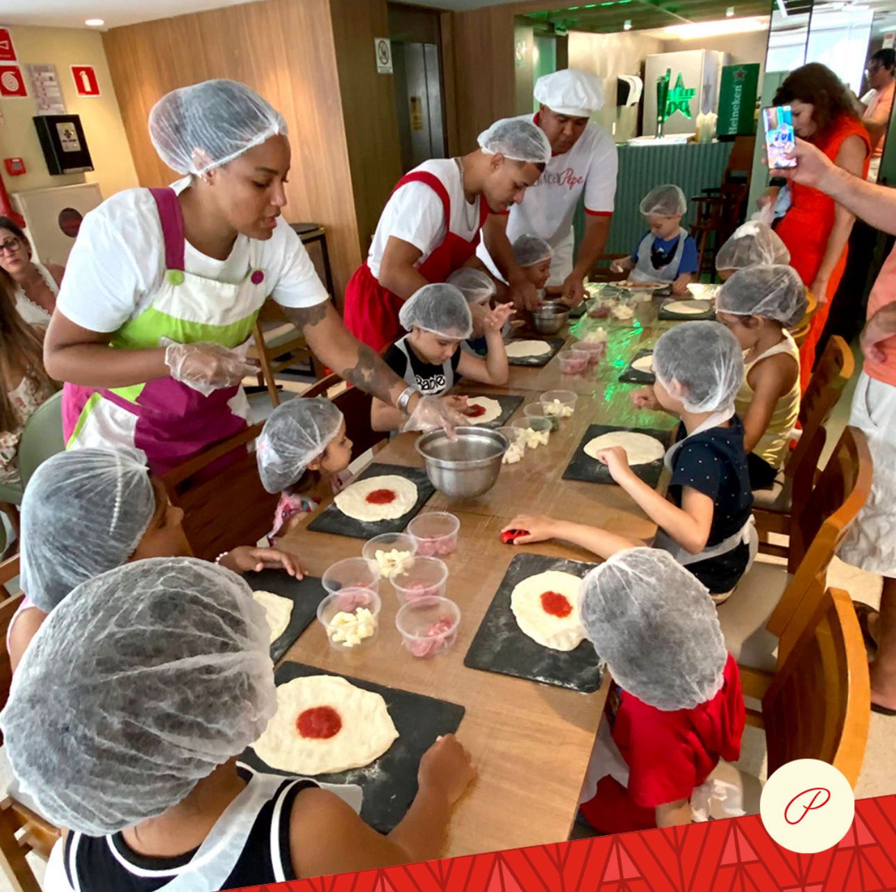 Almacen Pepe promove colônia de férias gratuita com oficinas e teatro infantil no Shopping Barra