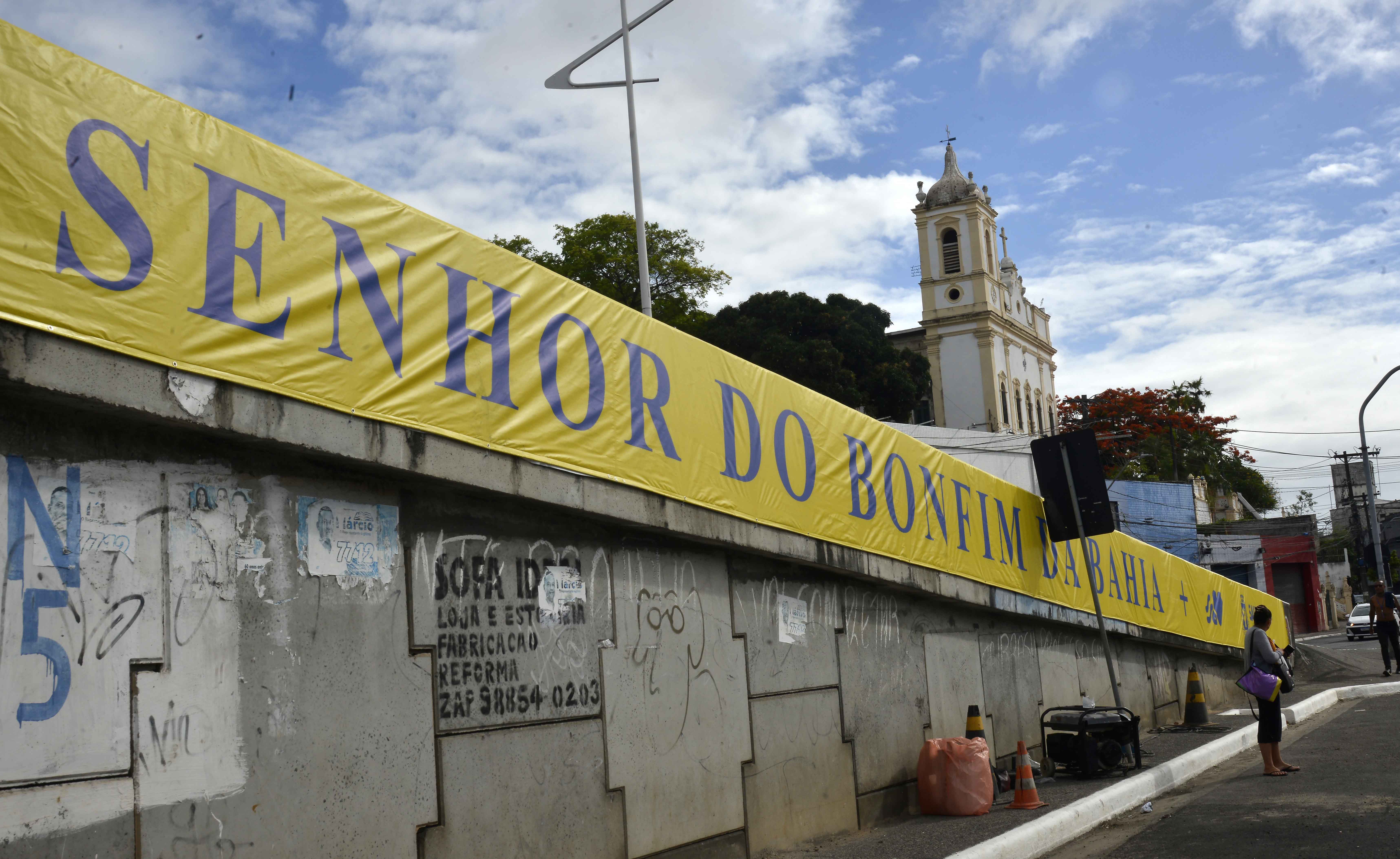 ‘Fitona’ do Senhor do Bonfim de 85 metros vai enfeitar trajeto até a Colina Sagrada