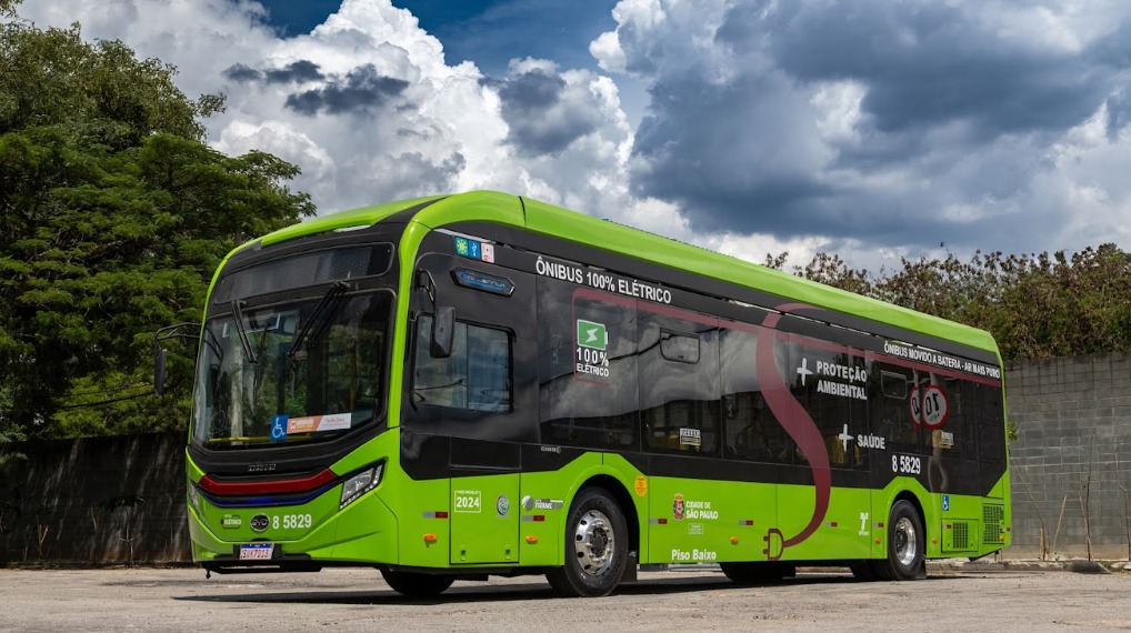 Alta de 315% coloca a BYD entre as três maiores do mercado brasileiro de ônibus elétricos em 2025