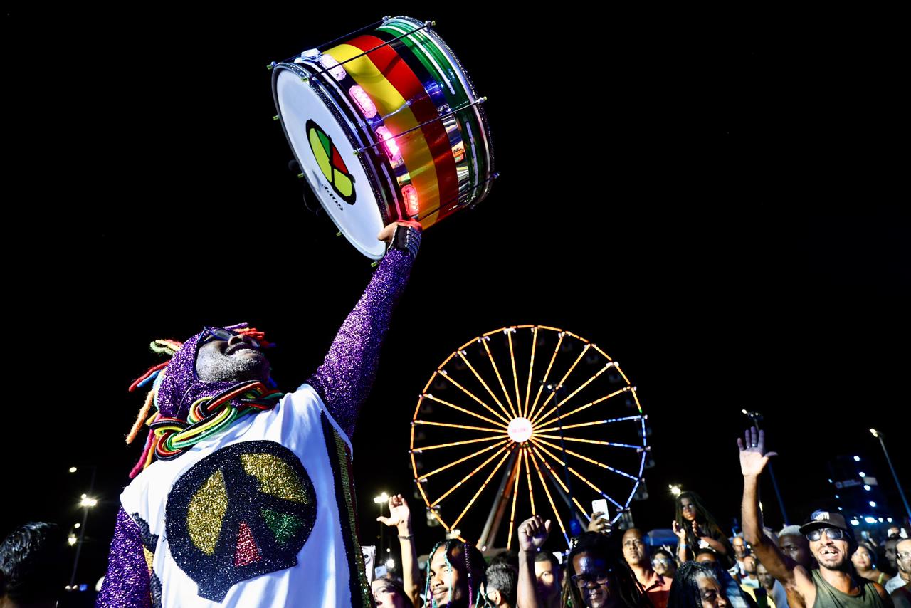 Benção do Olodum reúne Alinne Rosa e Timbalada no Pelourinho