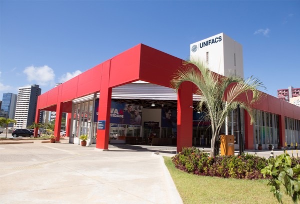 Feira de Profissões movimenta Salvador e Feira de Santana nesta terça-feira (20)