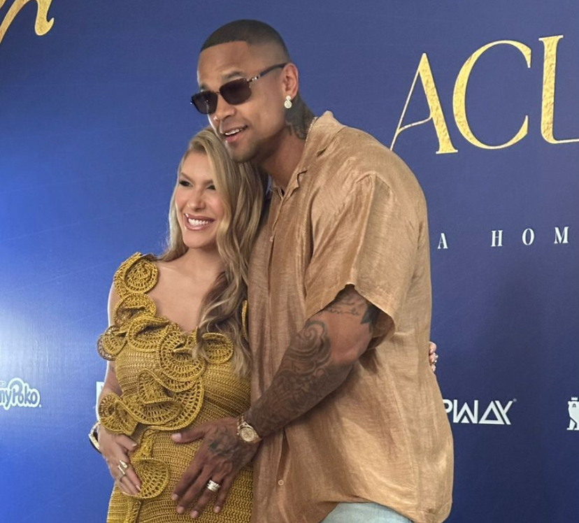 Léo Santana e Lore Improta recebem convidados em almoço especial antes da Noite da Aclamação