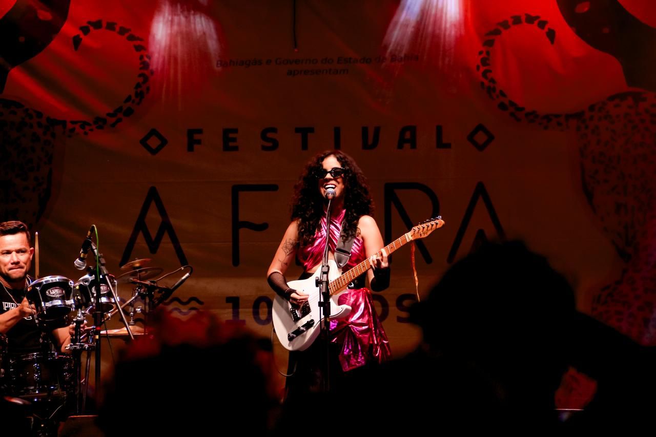 Andrezza apresenta show gratuito no dia 30 no Teatro Sesc Casa do Comércio