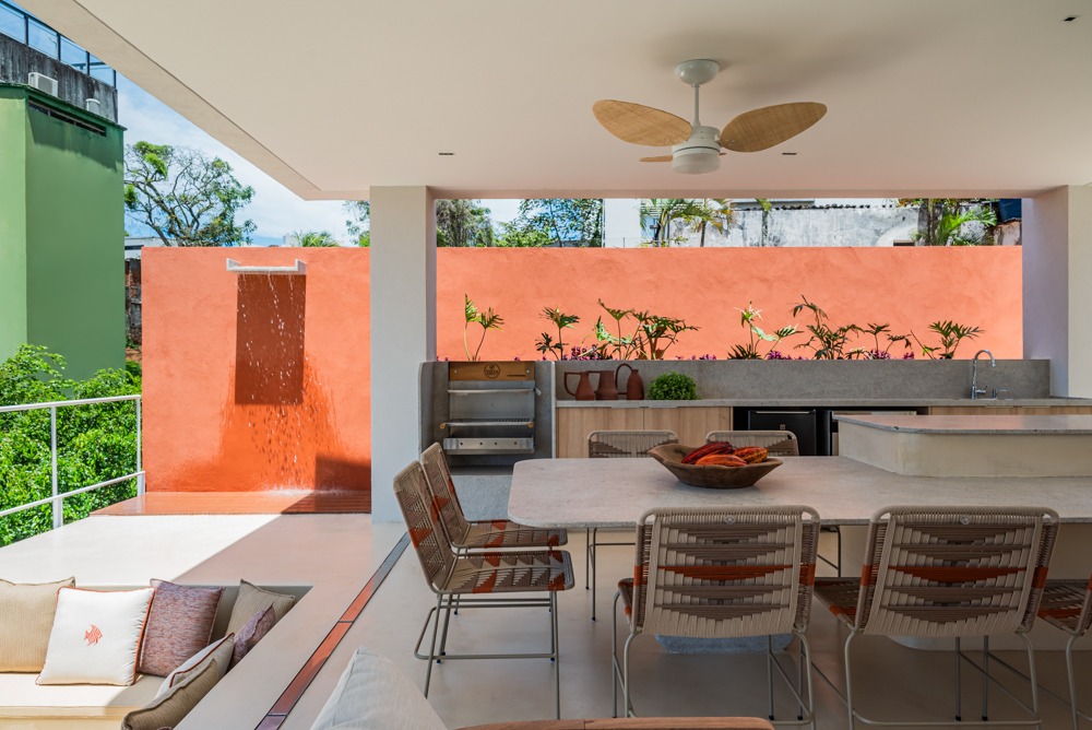 Casa 11: residência carbono zero em Salvador transforma sustentabilidade em prática arquitetônica