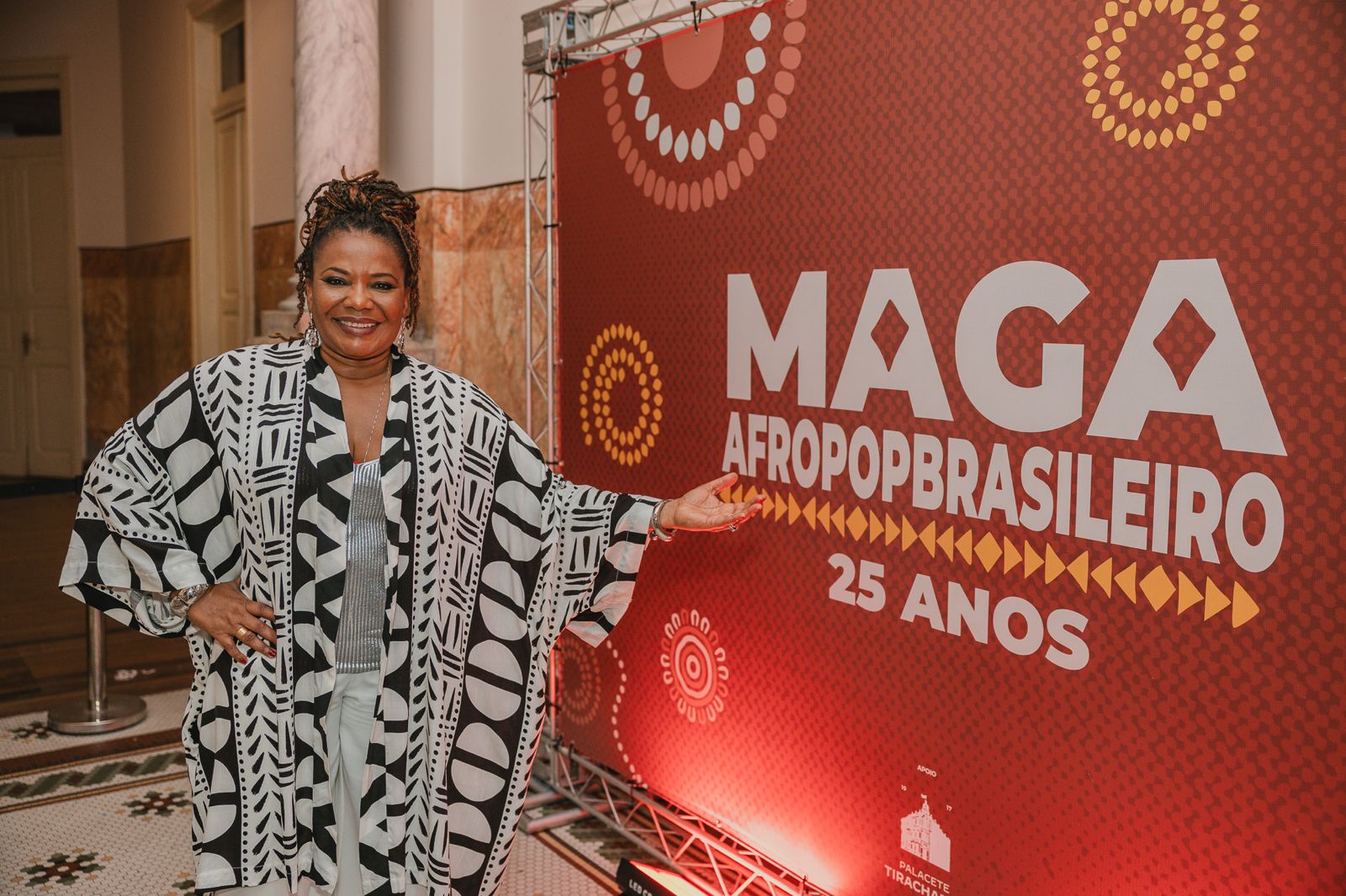 Margareth Menezes retorna ao Bloco Os Mascarados e comanda o Trio da Cultura no Carnaval de Salvador 2026