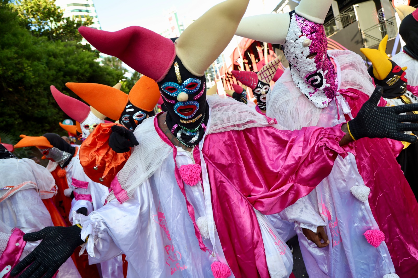 Em novo dia, Fuzuê reúne famílias e grupos culturais no Circuito Orlando Tapajós