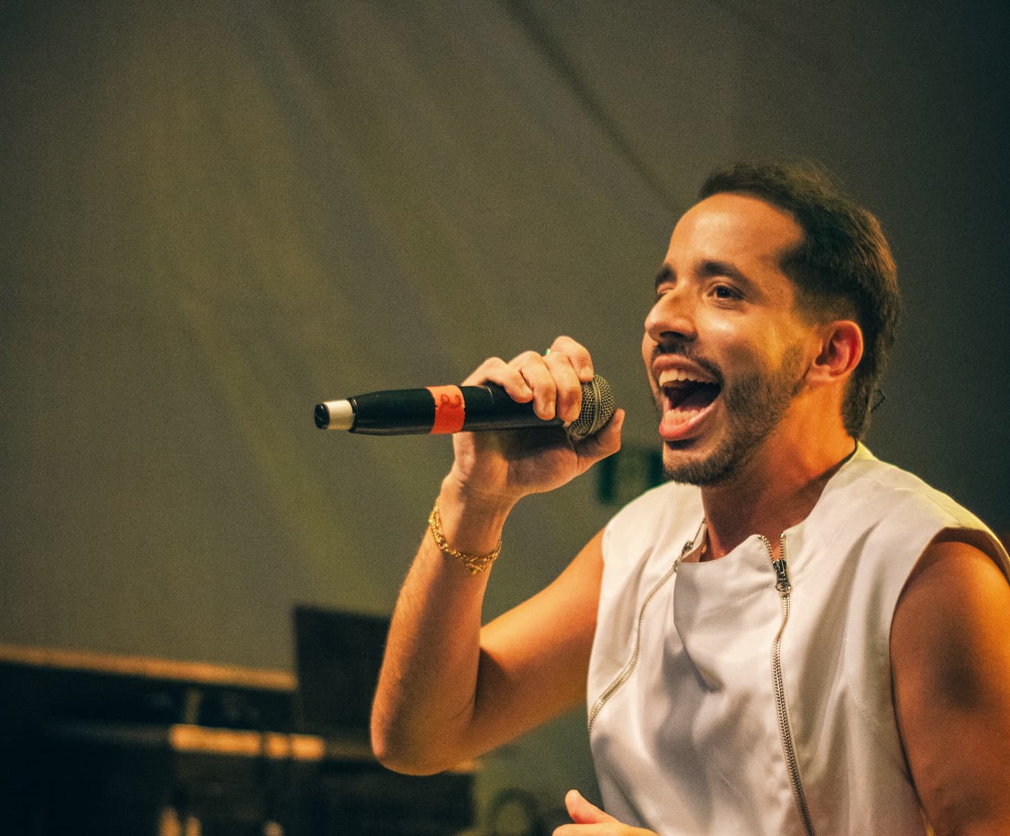 Lucas Melo comanda trio pipoca no Circuito Osmar no Carnaval 2026