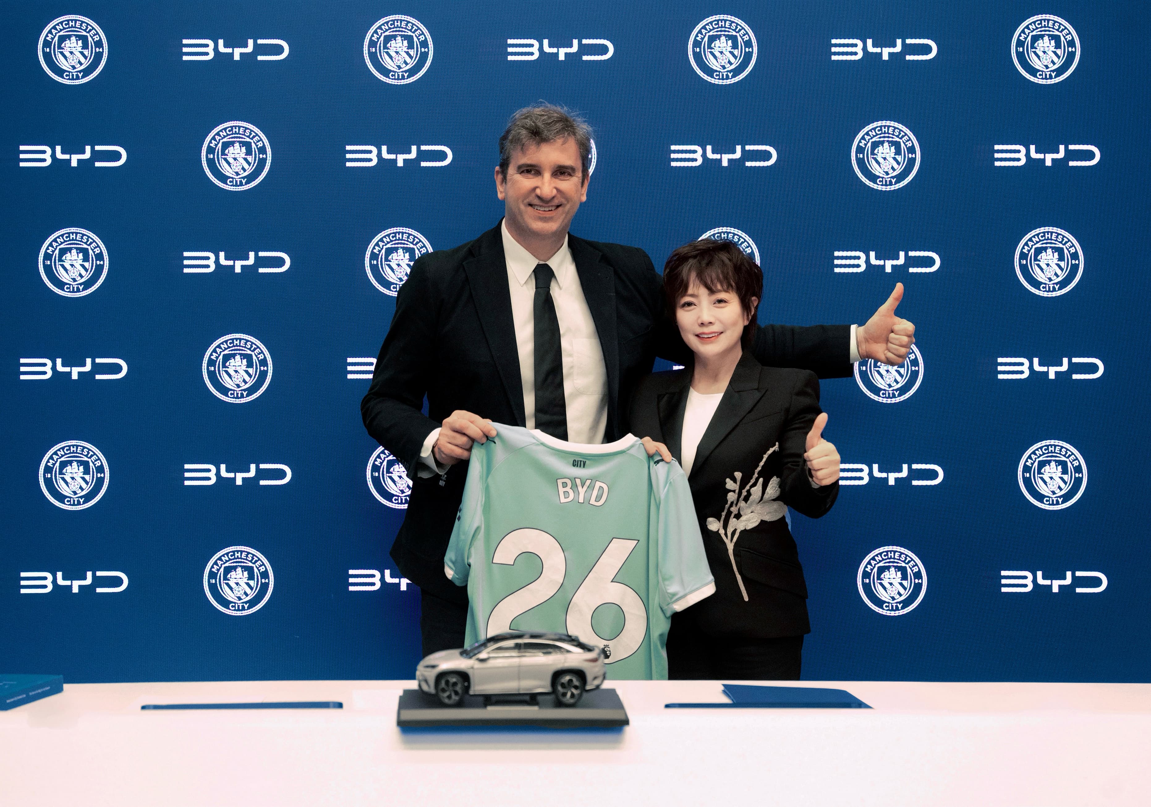 Quando tecnologia e paixão se encontram: BYD e Manchester City firmam parceria global