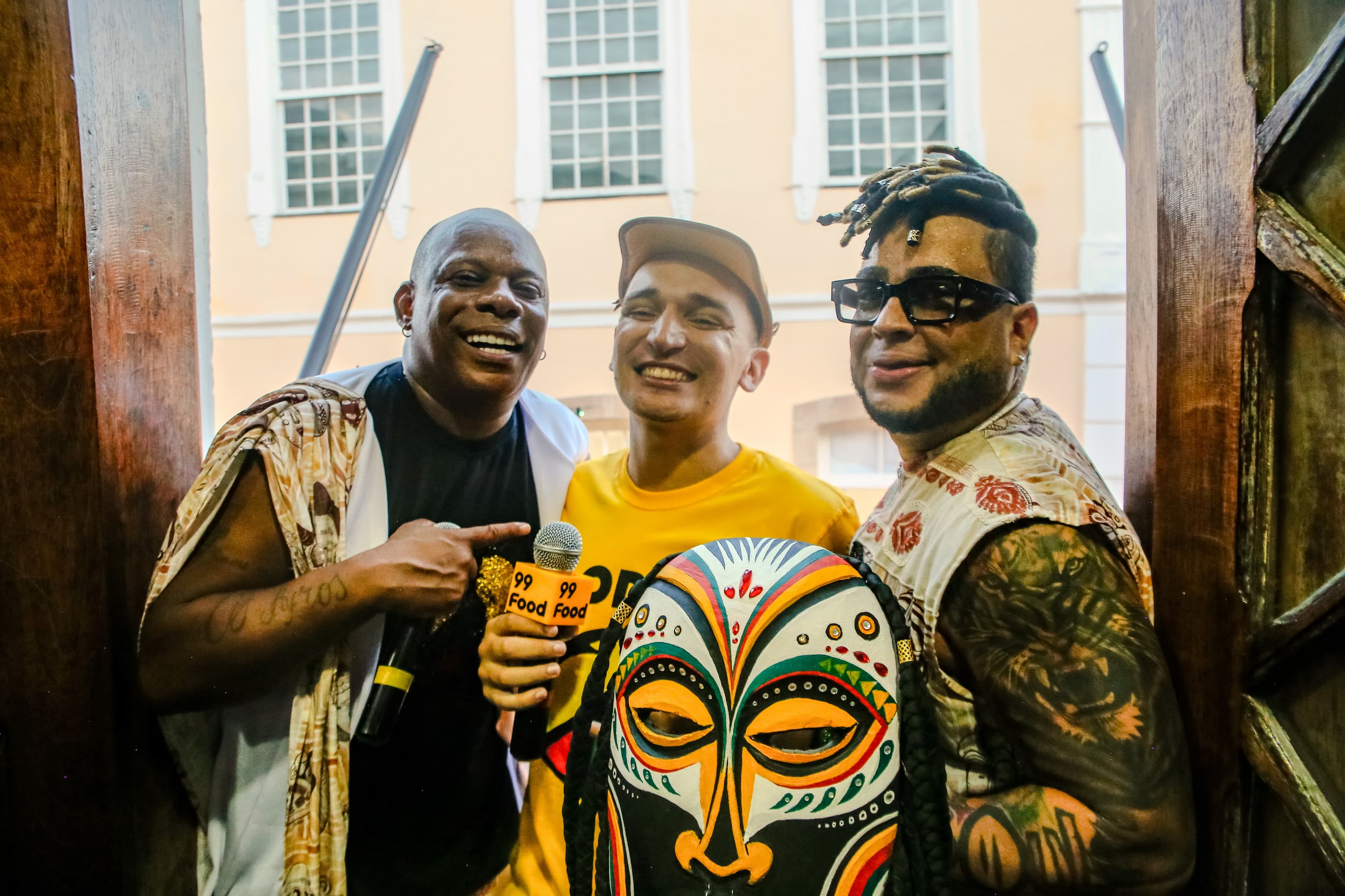 Olodum abre o Carnaval 2026 com cortejo grandioso, homenagens e convidados surpresa