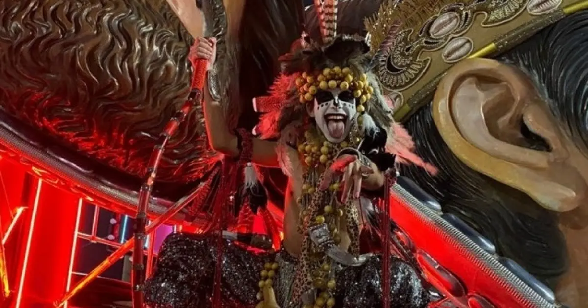 Estudante baiano que viralizou como Ney Matogrosso estreia na Marquês de Sapucaí pela Imperatriz Leopoldinense