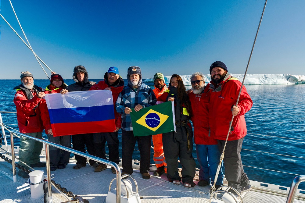 Aleixo Belov conclui sexta volta ao mundo e Fraternidade retorna a Salvador com recepção aberta ao público