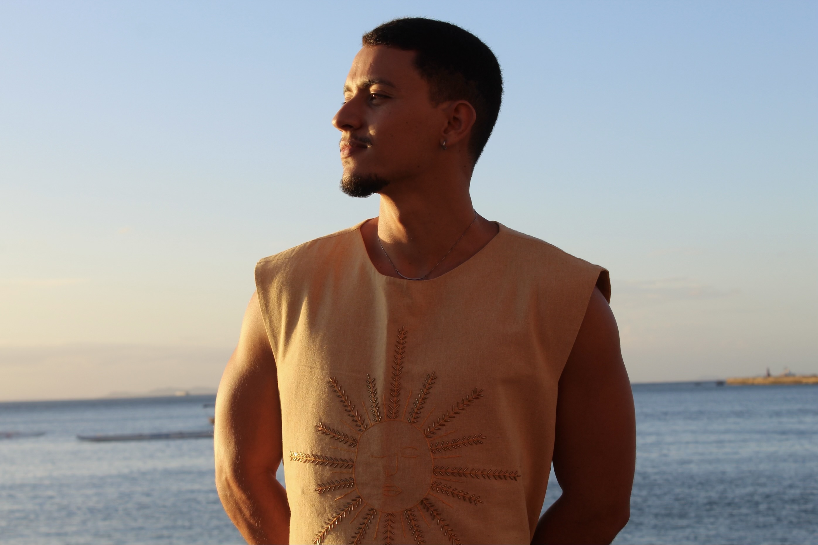 “Noites de Verão Lilás” homenageia Djavan em retorno do projeto na Pituba