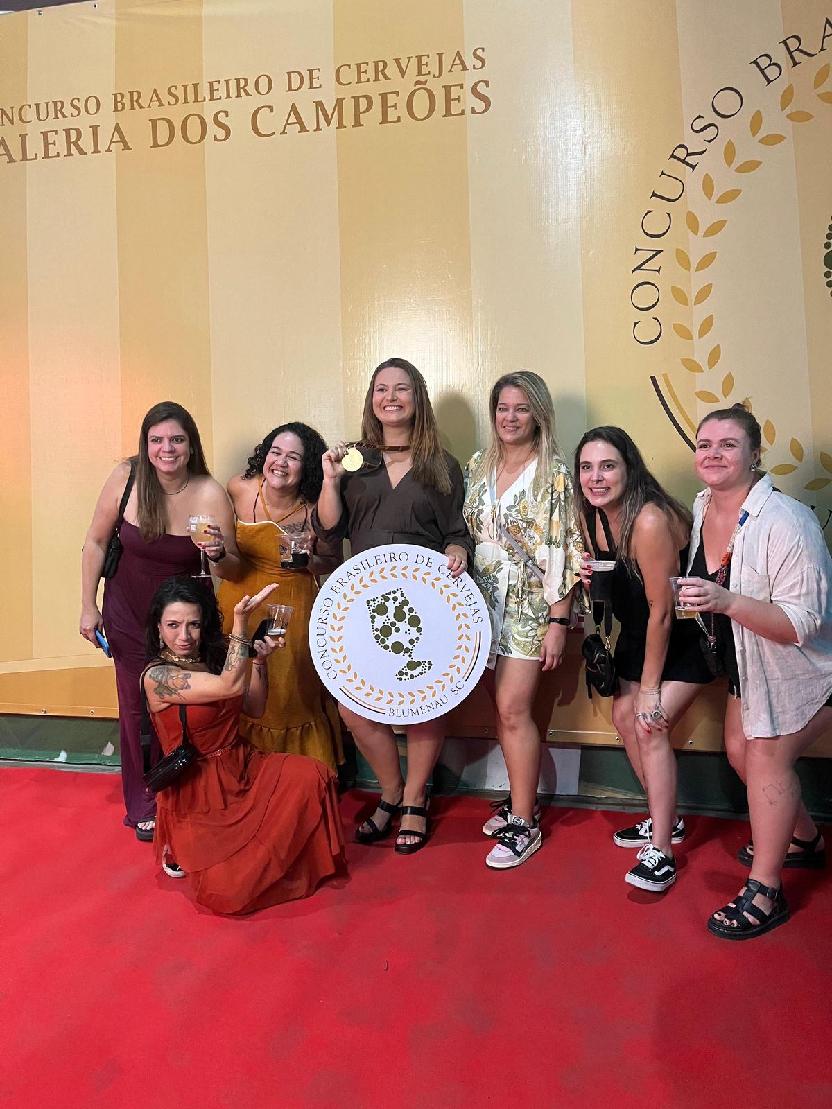 Na semana do Dia da Mulher, Proa Cervejaria é eleita a melhor da Bahia