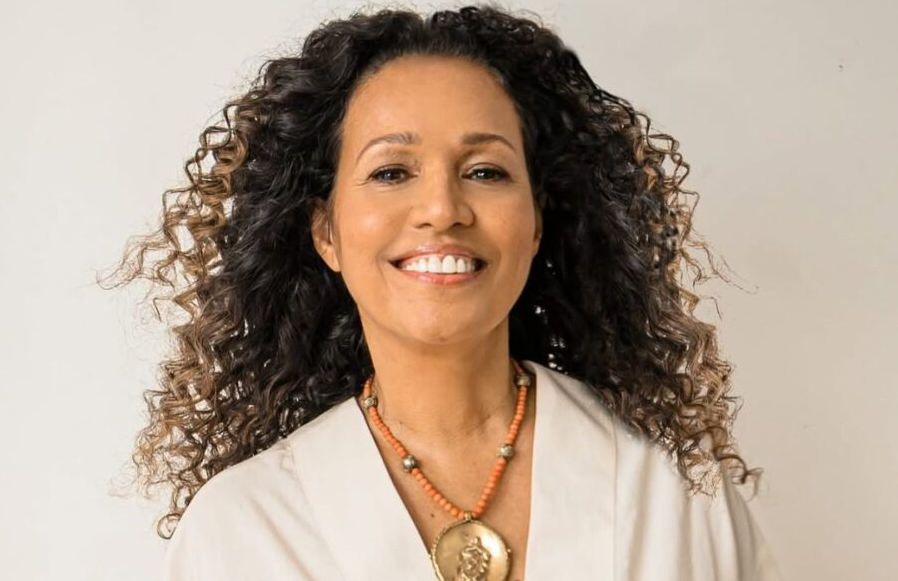 Artista baiana Nádia Taquary participa de mostra de arte têxtil latino-americana no Rio