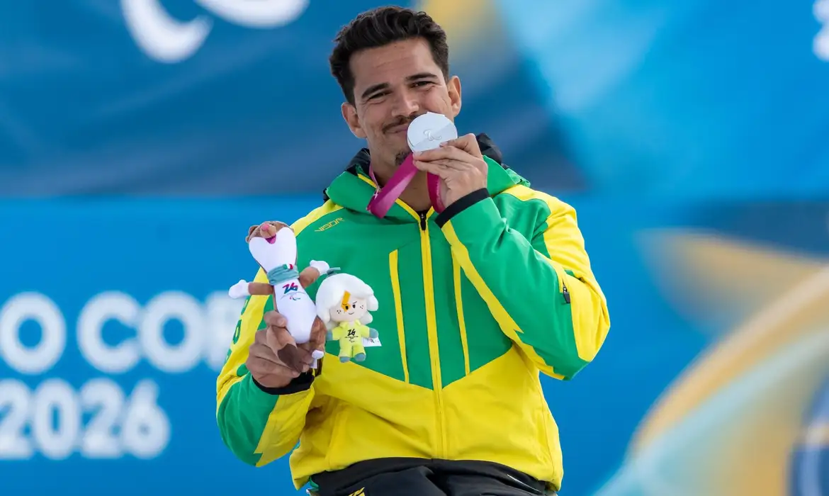 Cristian Ribera conquista prata inédita para o Brasil na Paralimpíada de Inverno