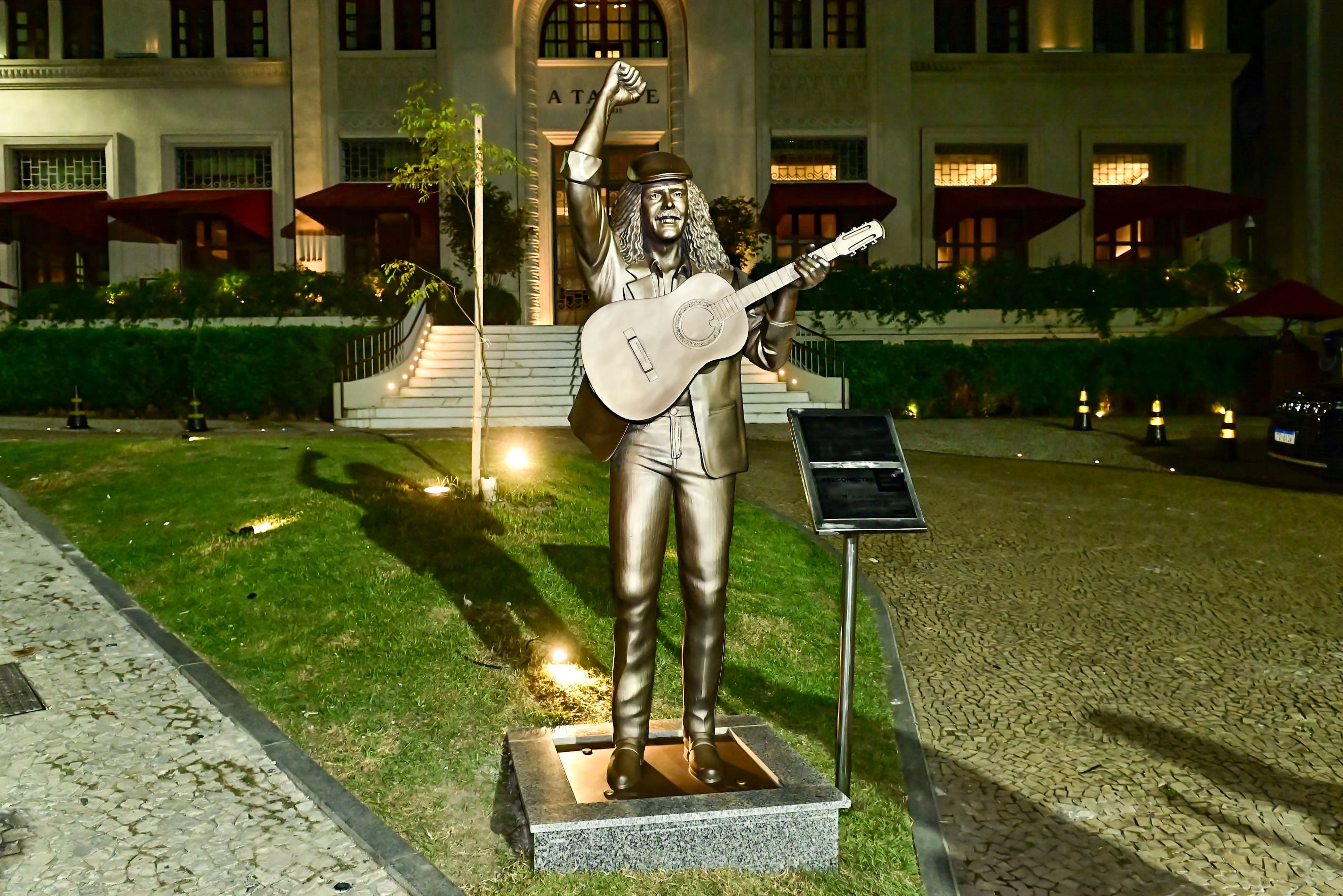 FGM celebra 40 anos com homenagem a Moraes Moreira e lançamento de programação cultural