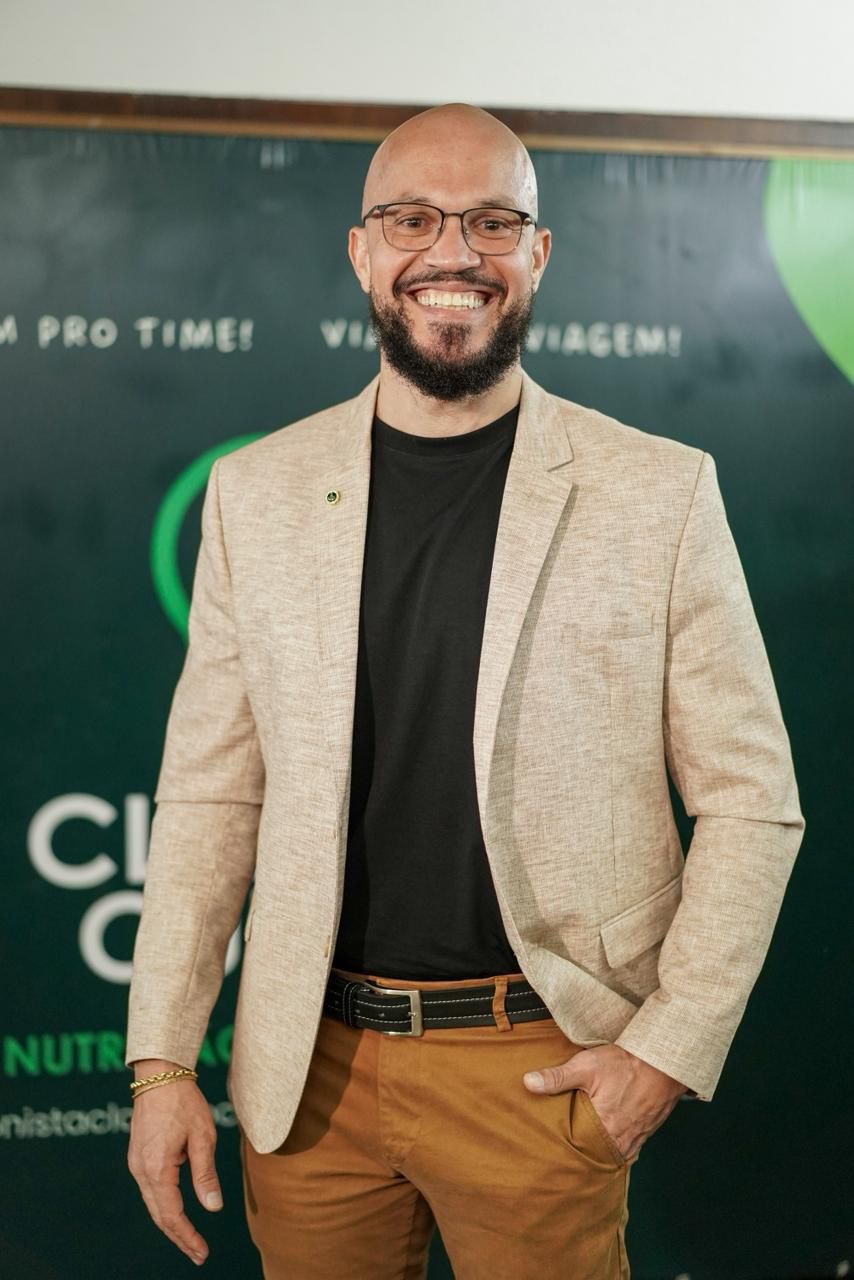 Nutricionista Cláudio Cunha promove jantar especial com lançamento de novo protocolo