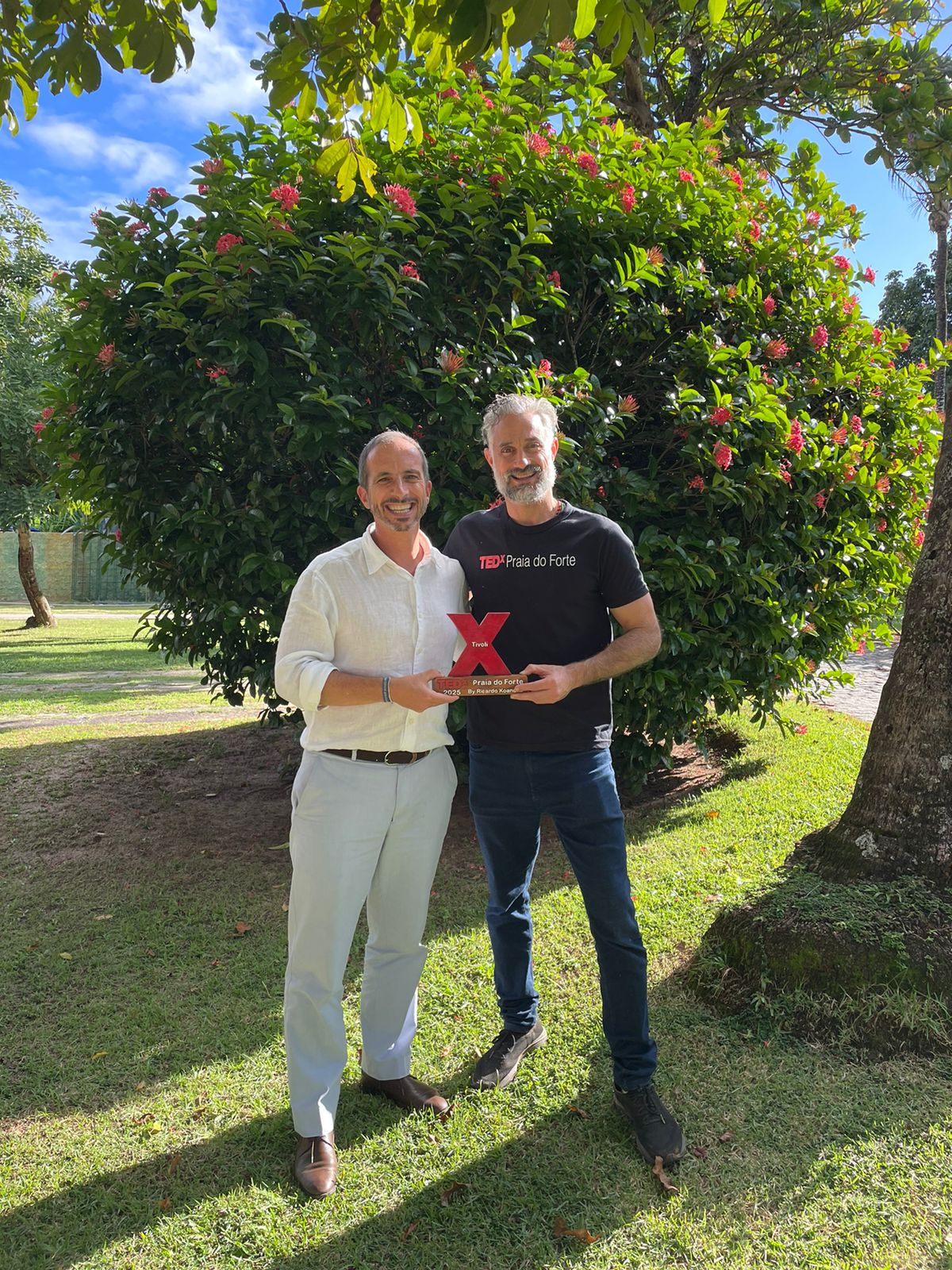 TEDx Praia do Forte anuncia novo speaker e reagenda plantio de árvores para abril