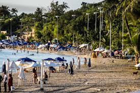 Vereador aponta cobre e nitrato como causa de contaminação em praia de Salvador