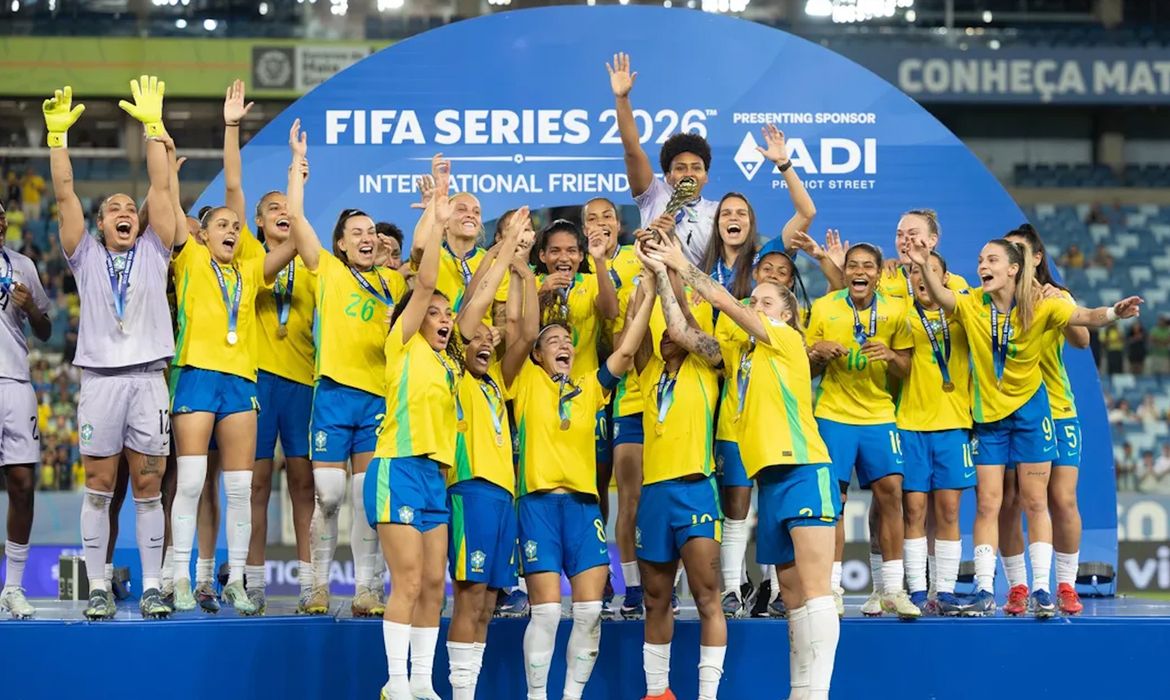 Seleção Brasileira Feminina de Futebol vence o Canadá e conquista o título da FIFA Series