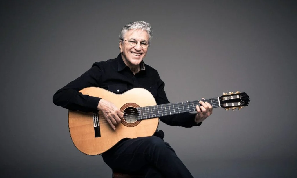 Caetano Veloso anuncia nova temporada internacional e shows no Brasil
