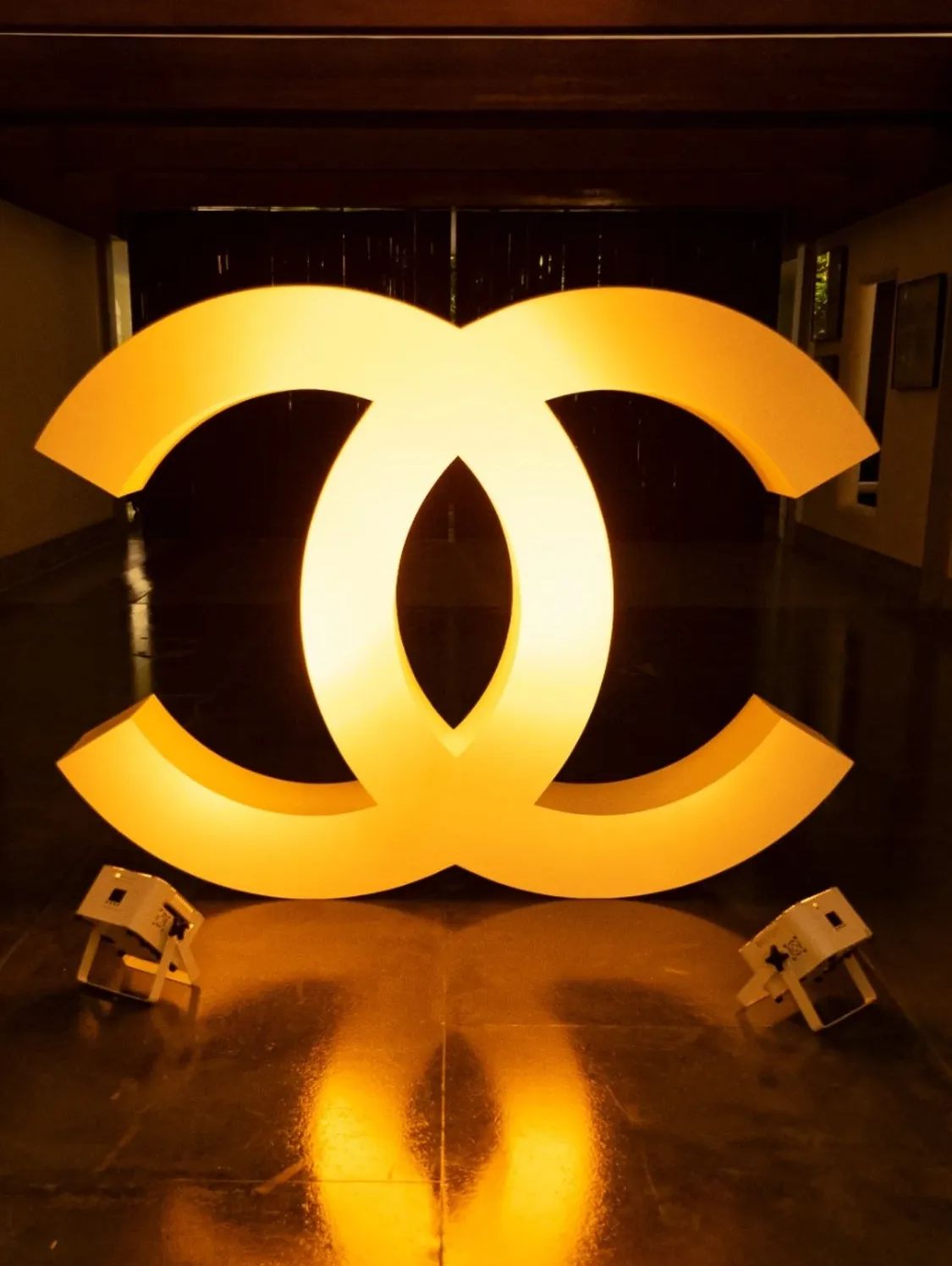 Chanel celebra os 100 anos do icônico N°5 com jantar exclusivo para mulheres influentes em São Paulo