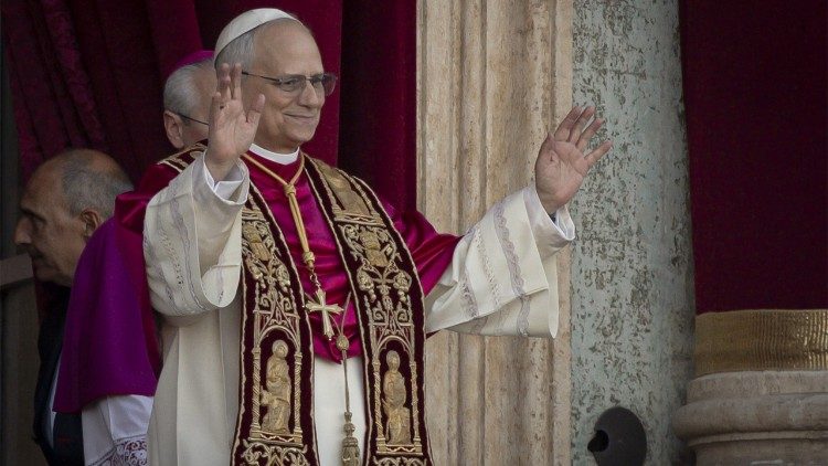 Papa Leão XIV completa um ano de pontificado: viagens, apelos pela paz e a missão de pastorear o mundo