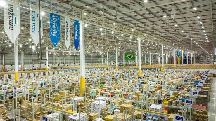 Nova era do e-commerce em Salvador: Saiba o que muda na sua rotina de compras com o novo centro da Amazon