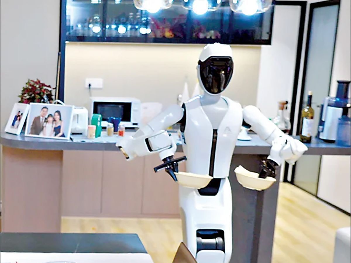 Primeiro robô humanoide doméstico do mundo promete segurança total no cuidado a idosos