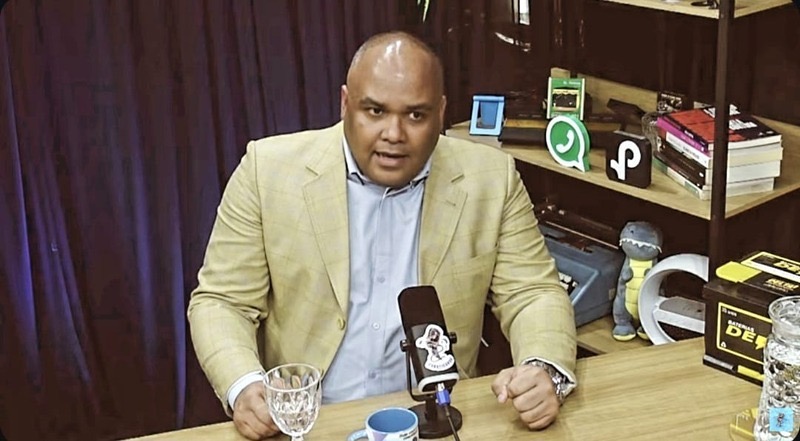 Inteligência artificial e mercado: João Costa defende pensamento crítico em entrevista ao Podsticando