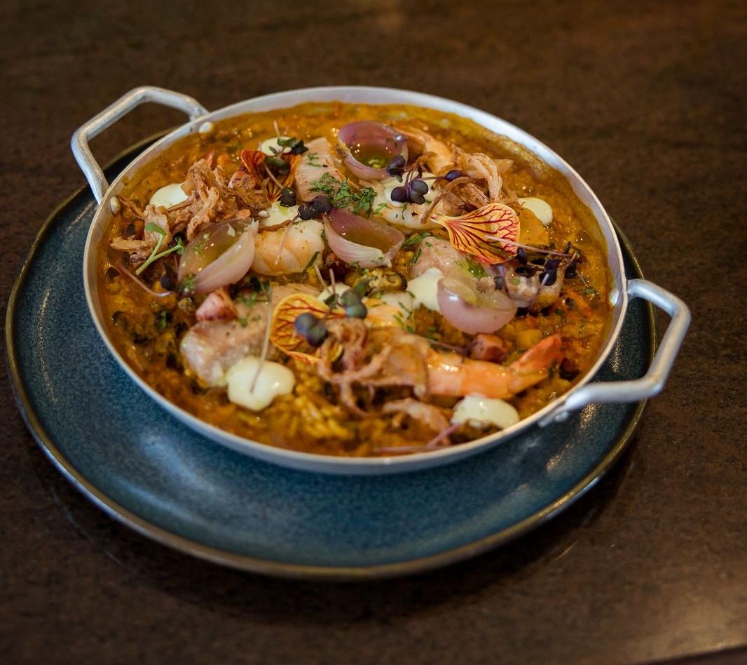 Restaurante no Sul da Bahia homenageia pescadores com prato exclusivo em festival gastronômic