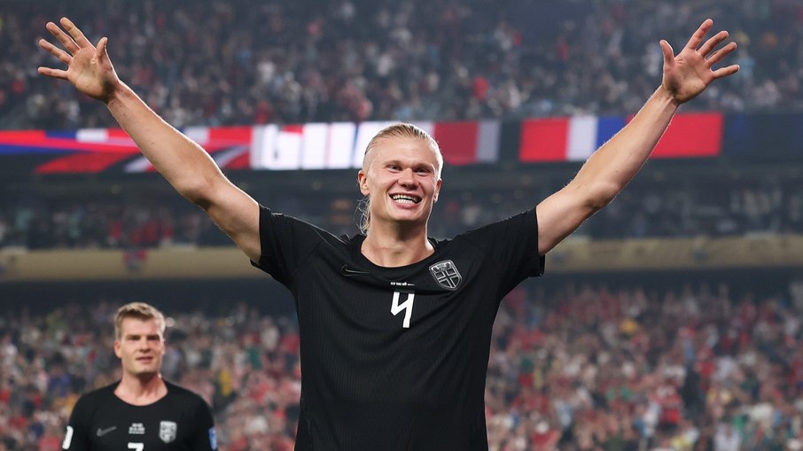 Astros brilham: França e Noruega vencem com gols de Mbappé e Haaland e avançam na Copa