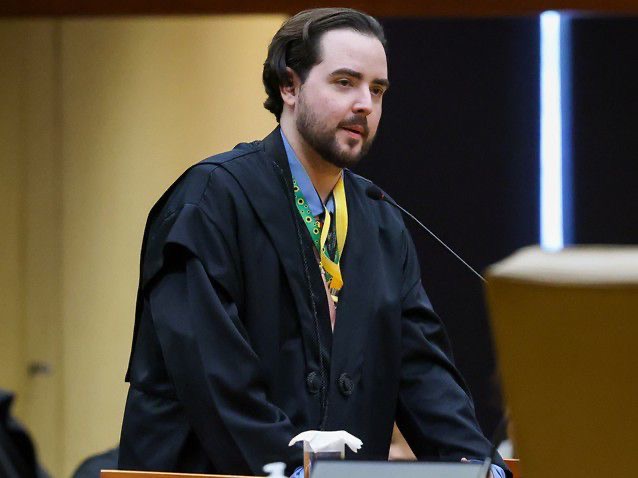 Voz e Inclusão: Advogado autista chora no STF em discurso marcante sobre superação no Judiciário
