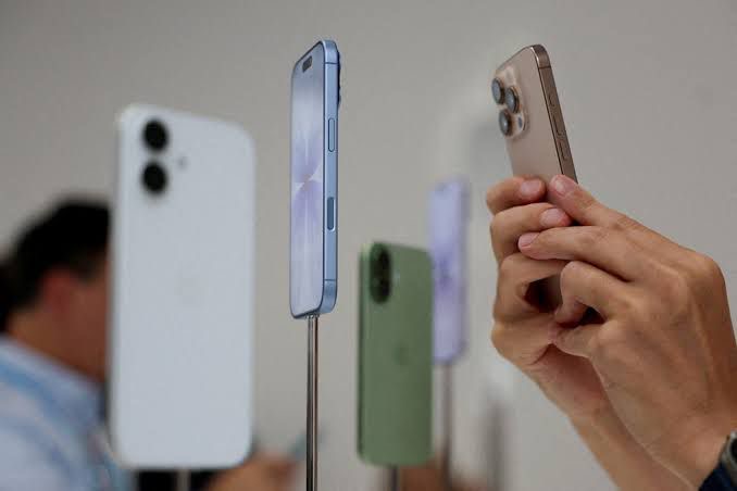 Mudança radical: Entenda como a Apple quer revolucionar o design e o lançamento do iPhone