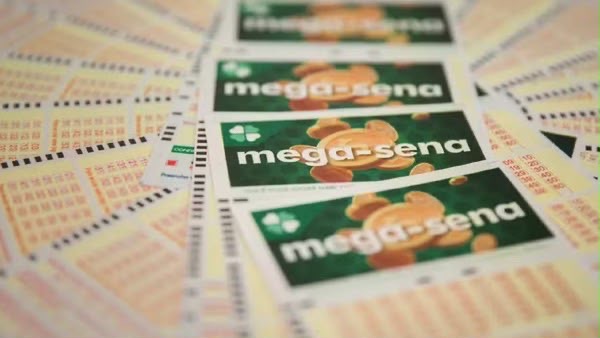 Premiada, mas bloqueada: Acusada de furtar R$ 29 milhões da Mega-Sena segue desempregada