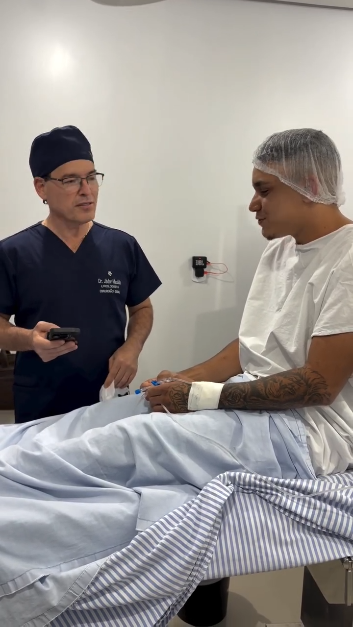 Médico e paciente cantam antes de cirurgia e vídeo emociona nas redes sociais