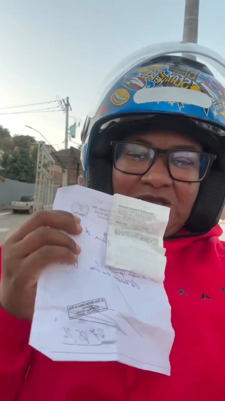 Fã de Henrique & Juliano conquista a internet com declaração bem-humorada sobre ingresso