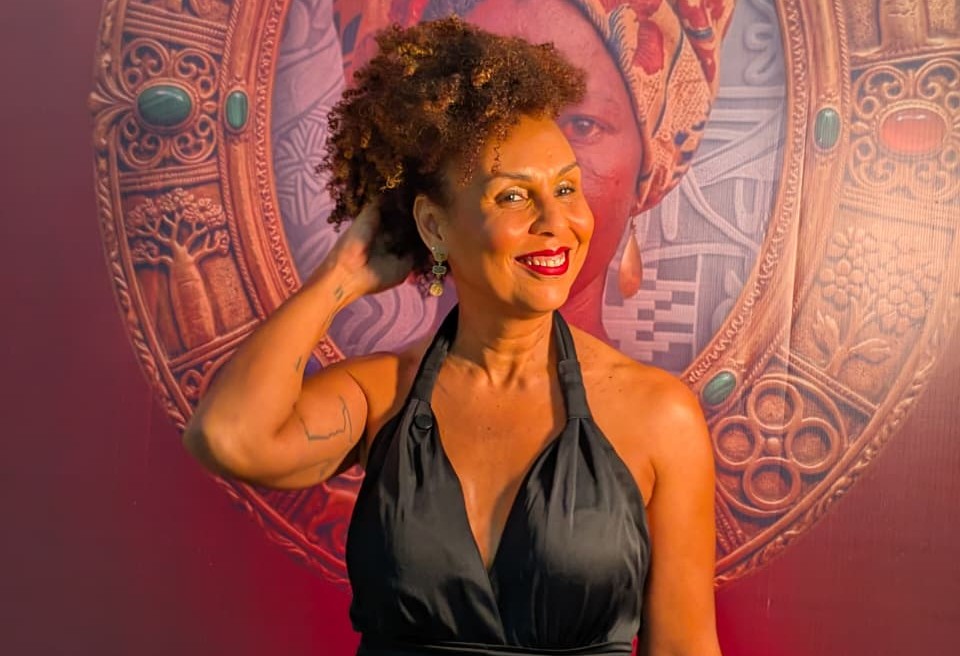 Roberta Rodrigues recebe Prêmio Maria Felipa em reconhecimento à sua trajetória e atuação social