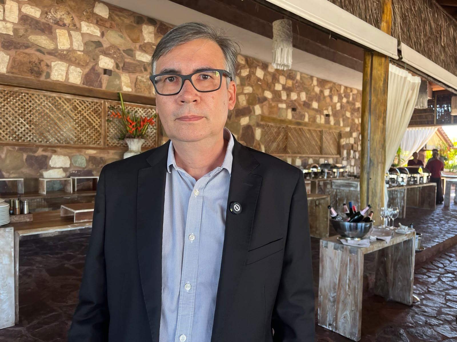 Geopolítica influencia mercado de combustíveis, destaca especialista no Clube do Vinho Let’s Go Bahia