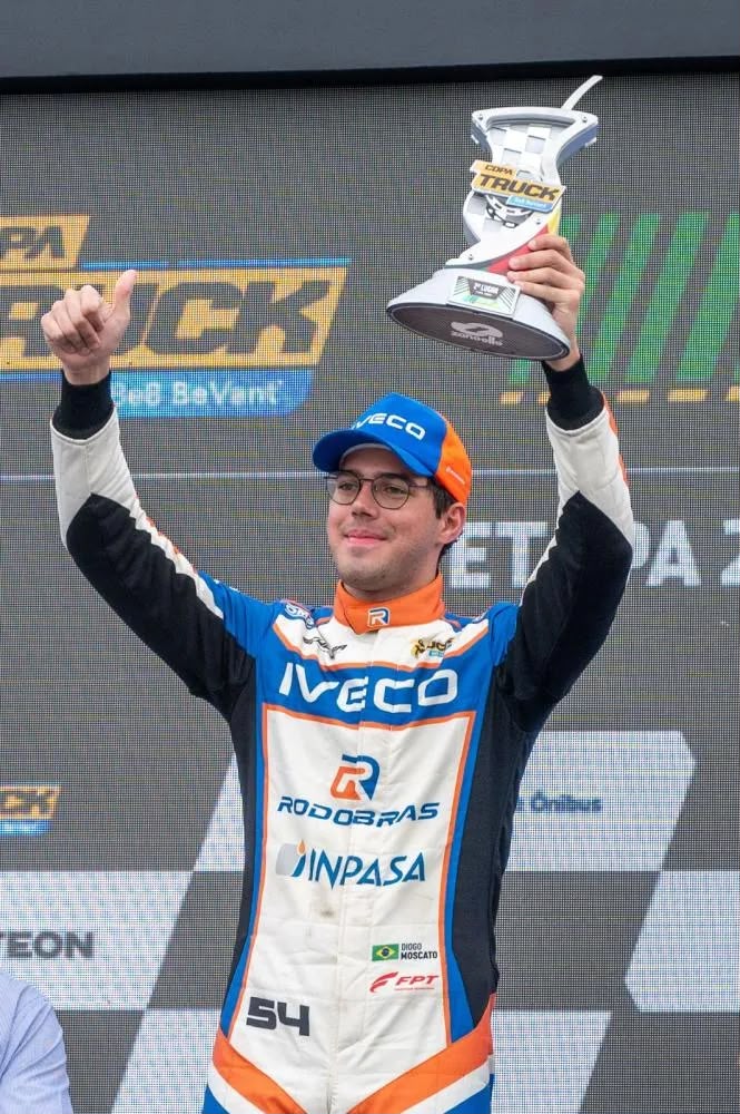 Diogo Moscato conquista primeira vitória na Copa Truck Elite e confirma evolução no automobilismo