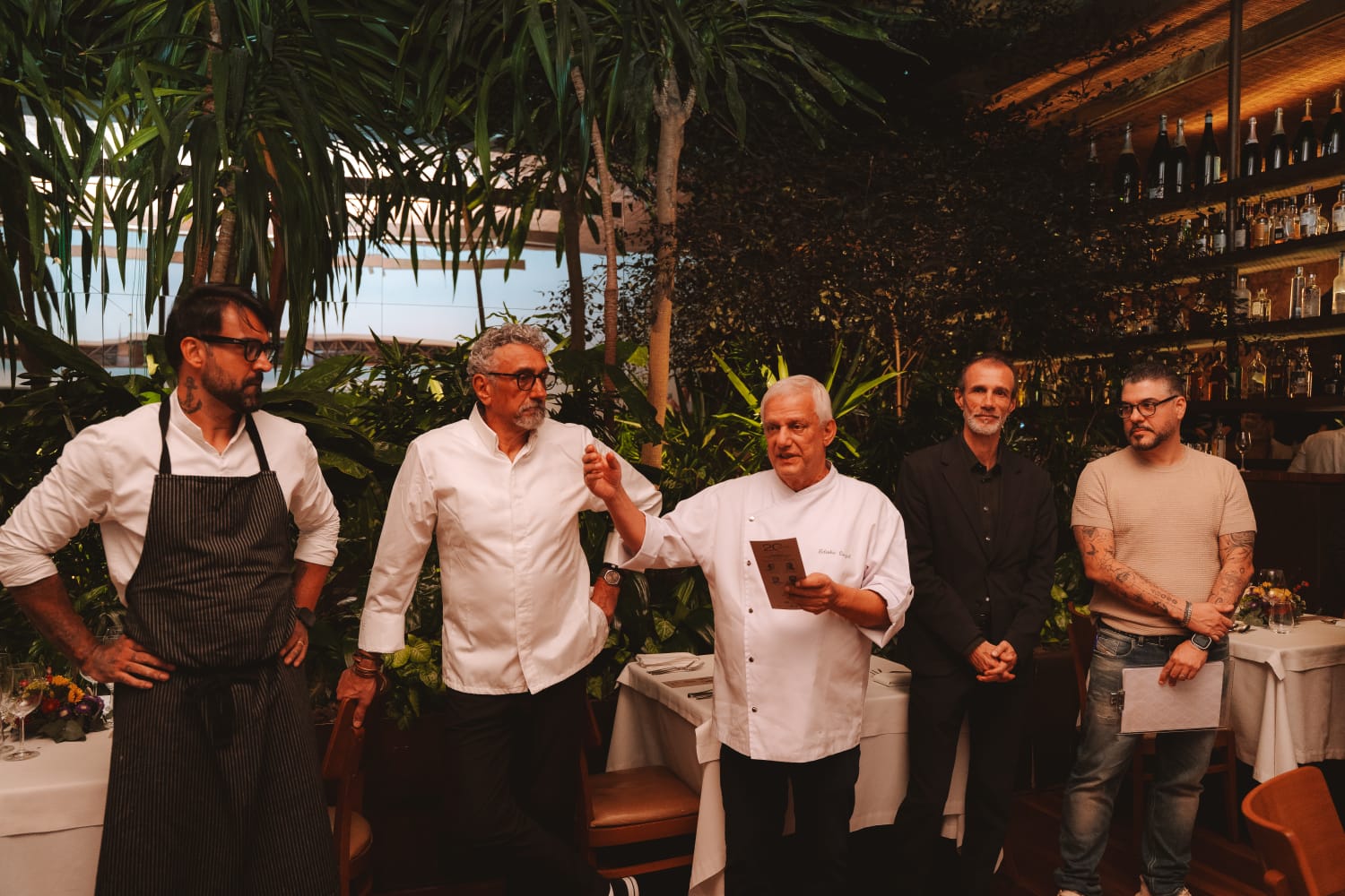 No Amado, jantar a oito mãos foi marcado pela alta gastronomia com chefs influentes convidados